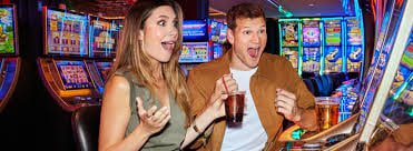 Filipino players enjoying ckcbet online gaming on mobile devices